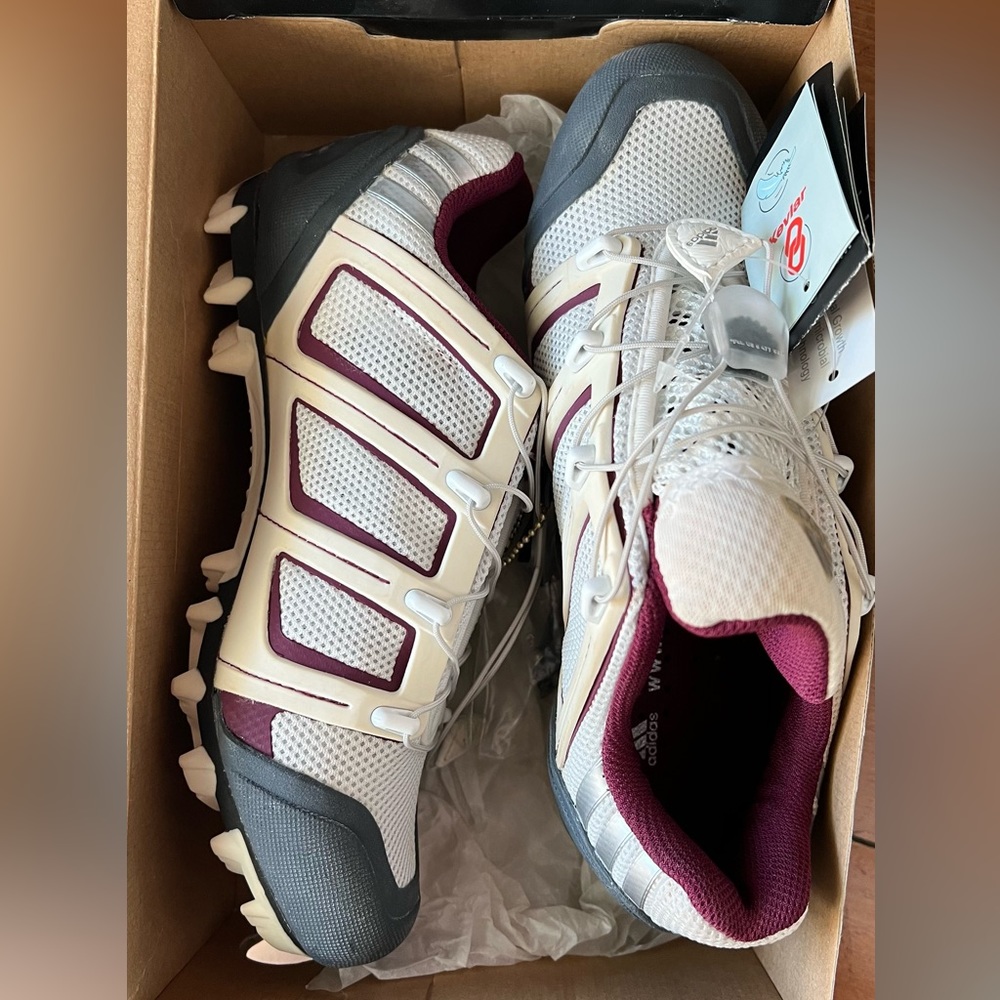 **NWT*** Adidas Adiva cycling shoes with clips